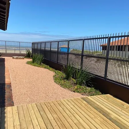 Villa Casa Com Piscina A Beira Mar Imbé Exterior foto