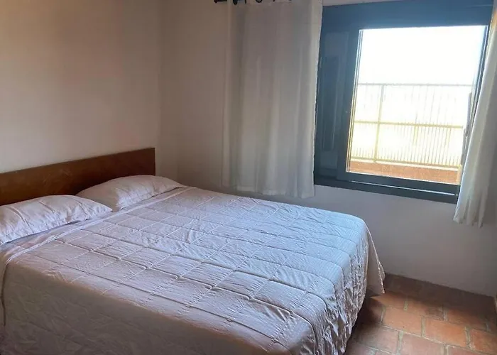 Casa Com Piscina A Beira Mar