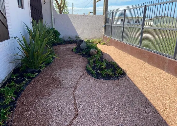 Casa Com Piscina A Beira Mar
