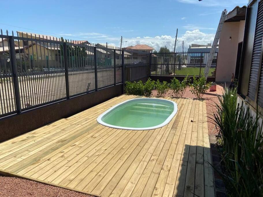 Casa Com Piscina A Beira Mar Holiday home